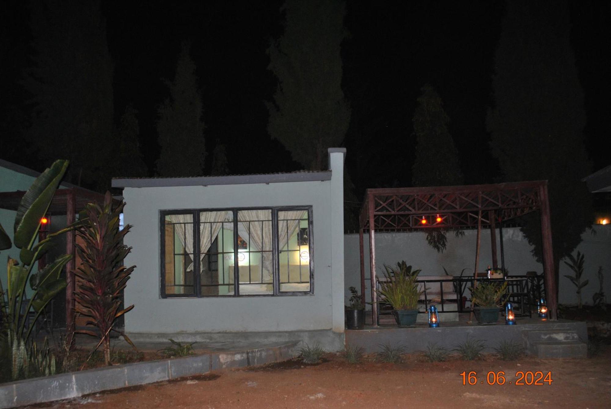 Ngorongoro Villa And Restaurant Karatu Dış mekan fotoğraf